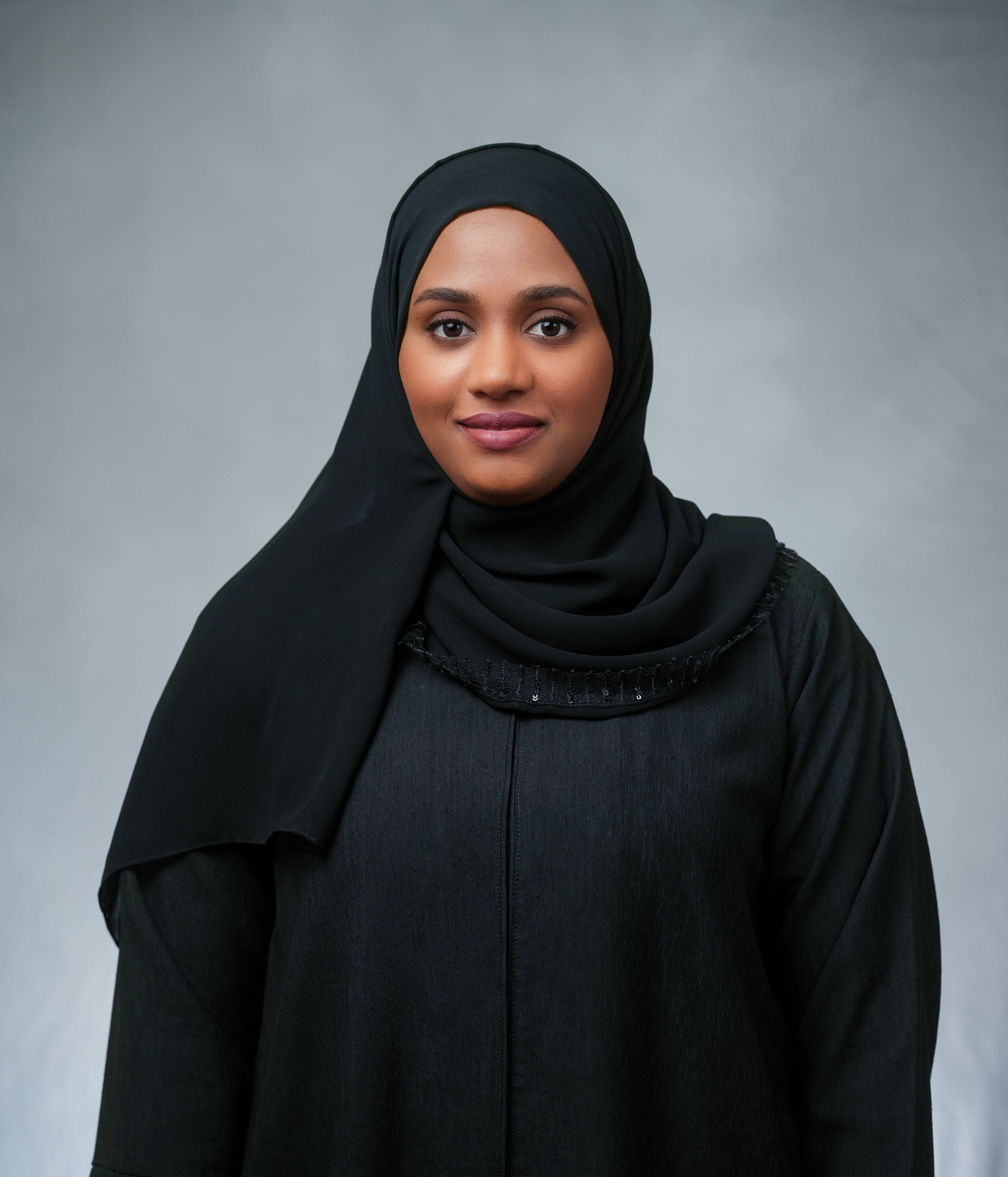 الأستاذة/ أمل عبيد حديد