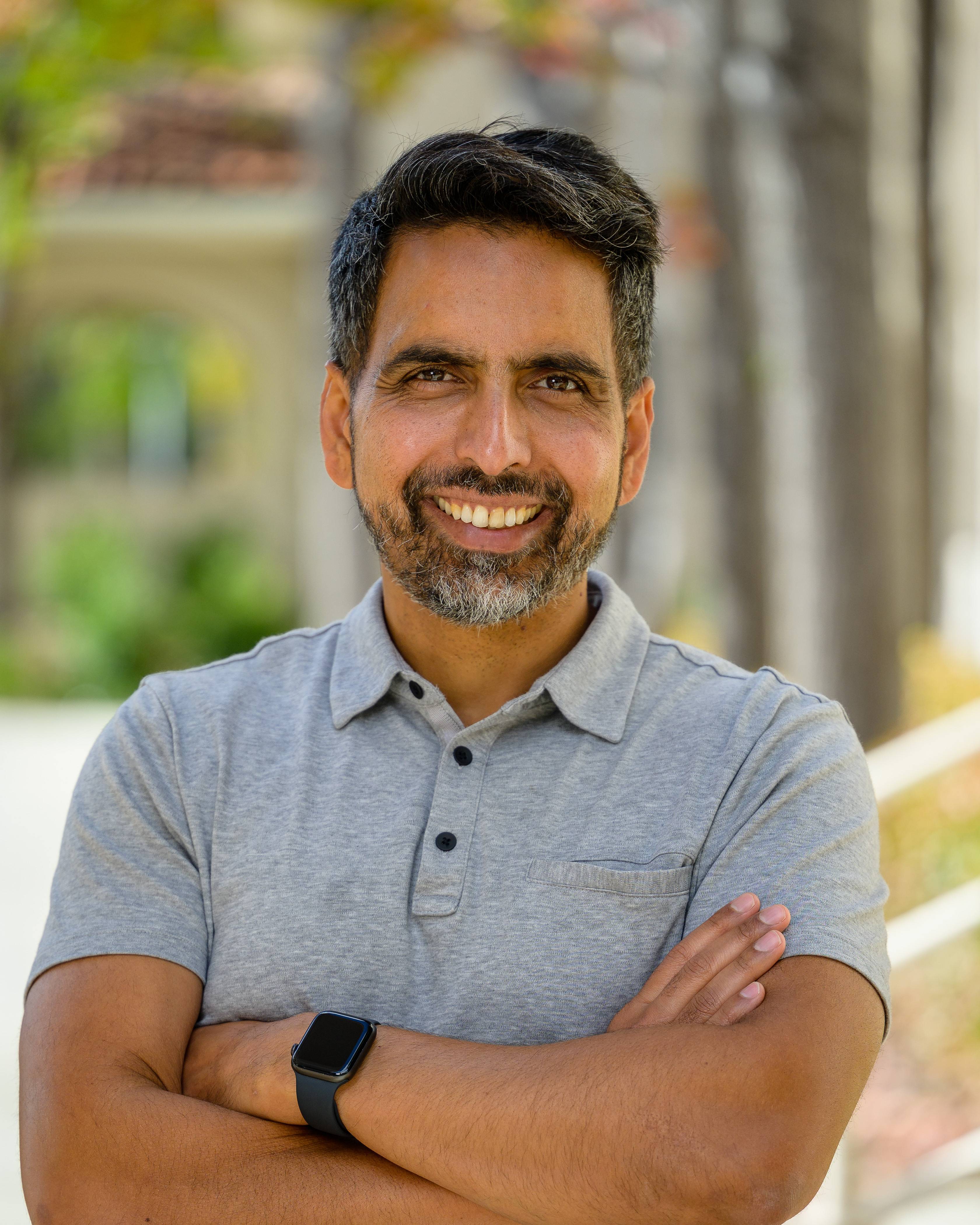 Sal Khan photo